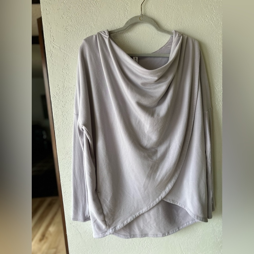Athleta Purana Lilac Lavender Hoodie Wrap Hooded Sweatshirt Medium - Picture 9 of 10